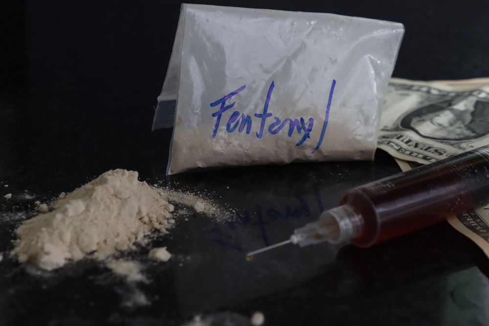 fentanyl-drugs-in-pouch