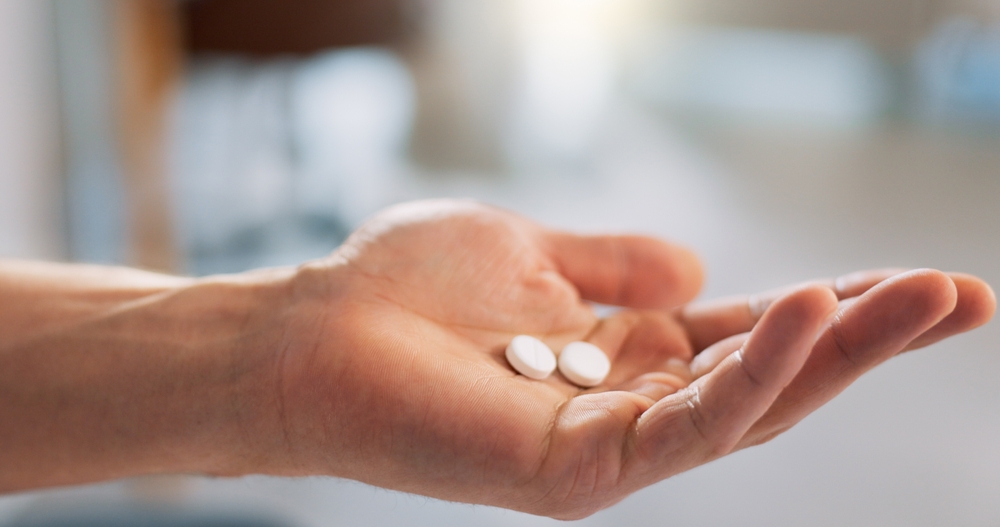 Etizolam-pills-on-hand