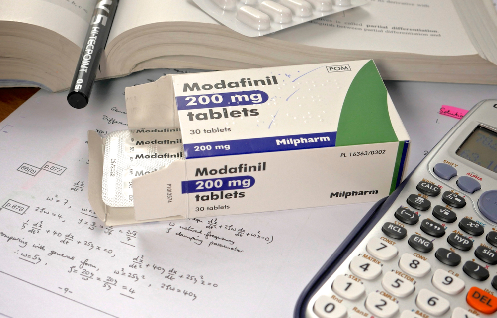 Modafinil-tablet-stripe