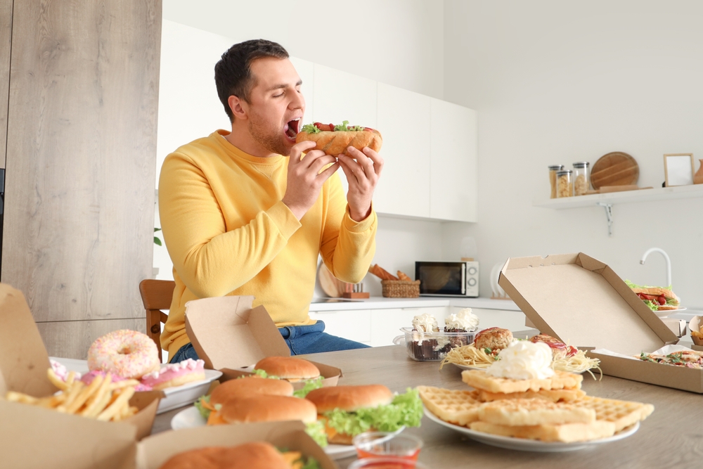 man-eating-overeaters