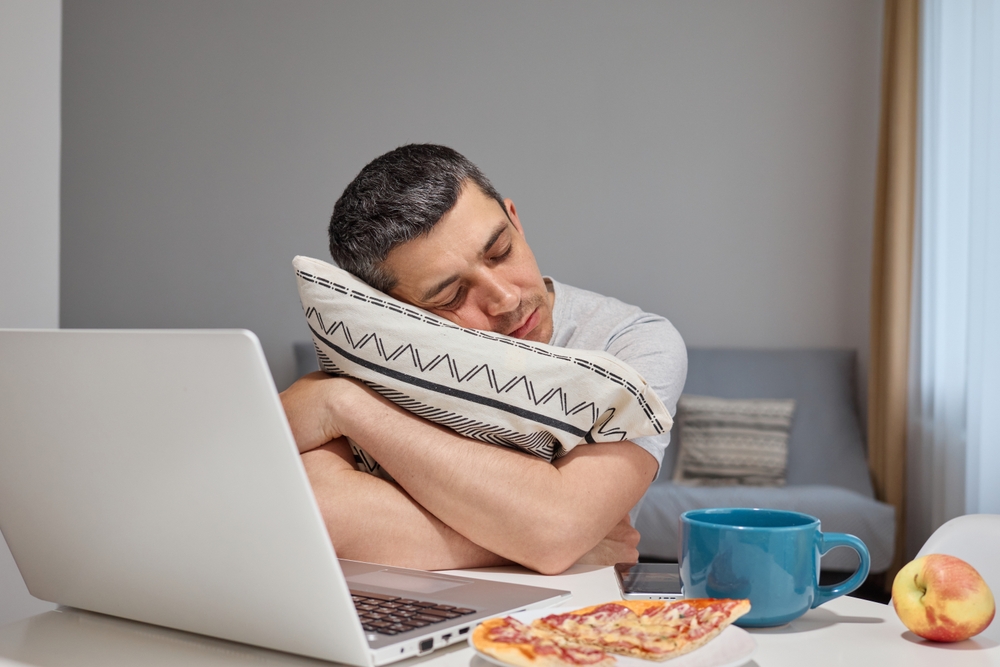 man-feel-tired-and-sleepy