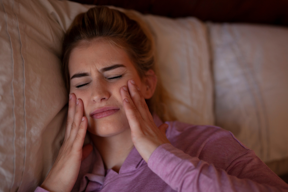 woman-suffering-Teeth-pain