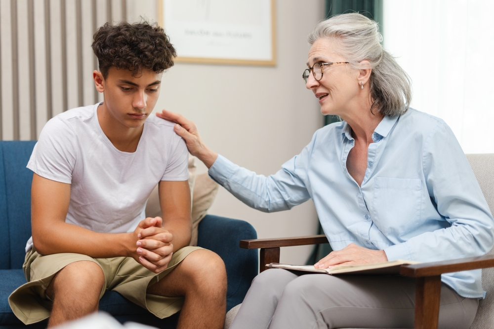 teenage-boy-one-to-one-therapy