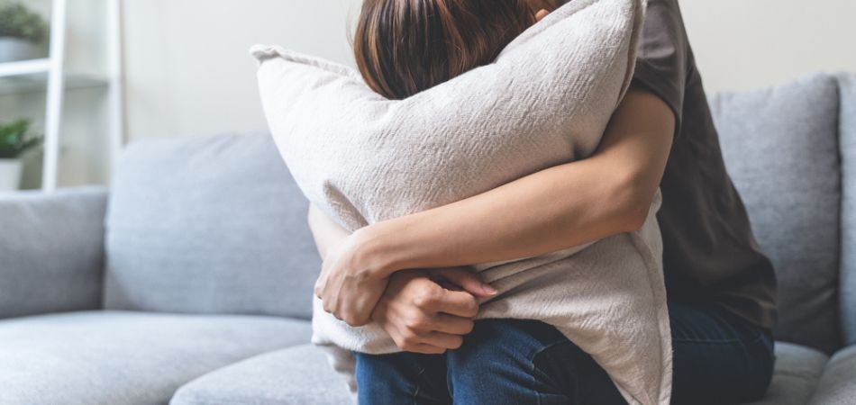 sex-and-love-addiction-woman-with-anxiety