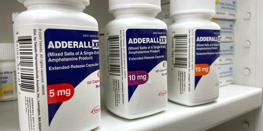 Adderall-Addiction-tablets