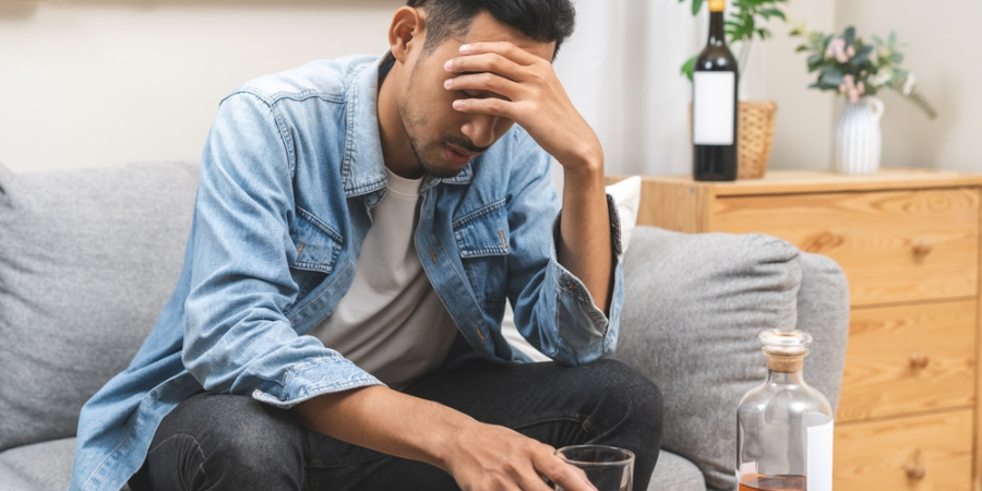 Does binge drinking lead to alcohol addiction?