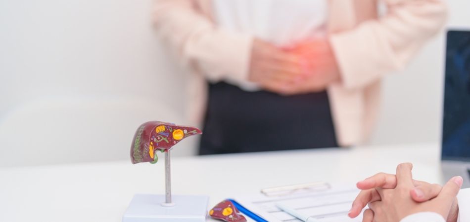 woman suffring from encephalopathy