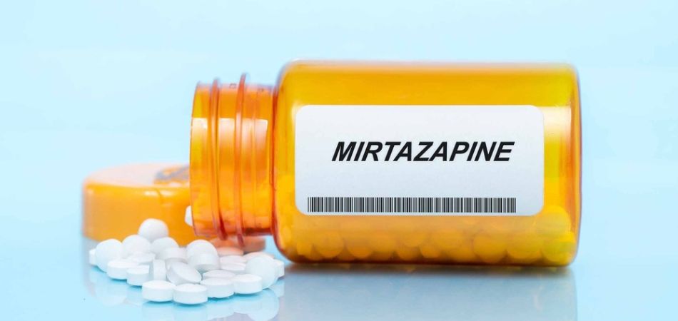 Mirtazapine pills in bottle