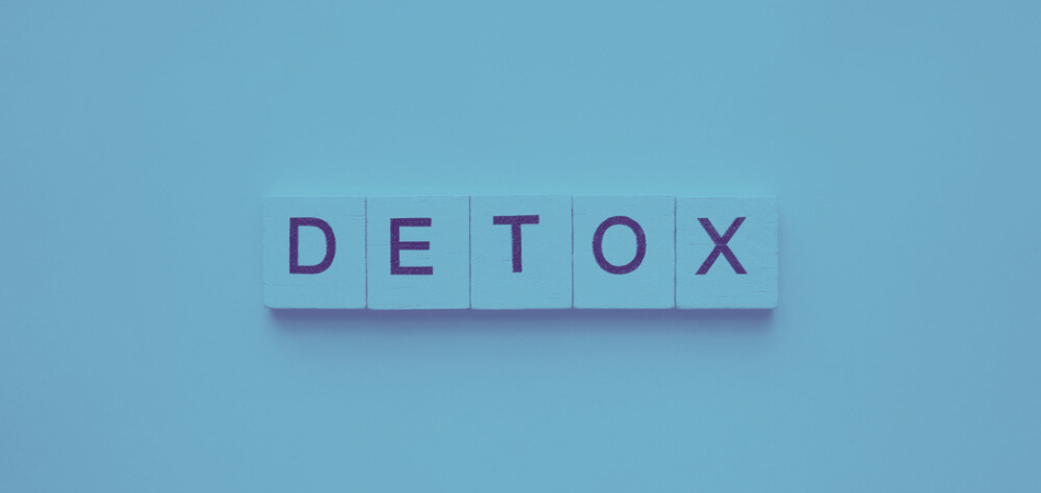 the-dangers-of-detoxing-at-home