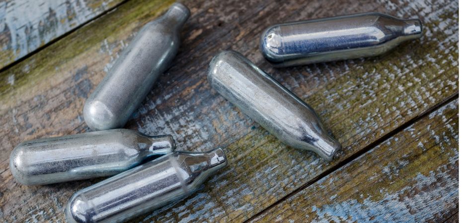 nitrous oxide in glass tubes