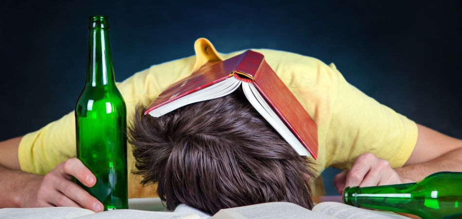 student in addiction while study