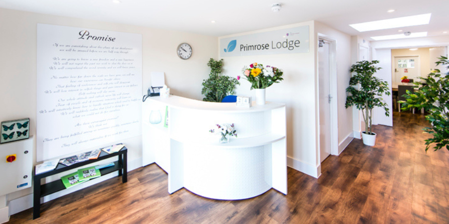 Mephedrone-Rehab-Primrose-Lodge-Lobby