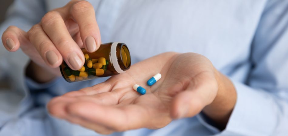 paitent with Paracetamol tablets
