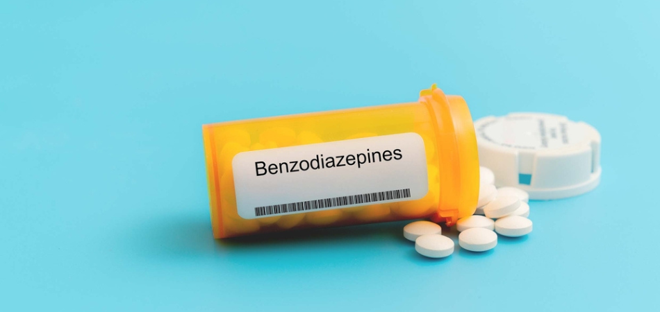 Benzodiazepine tub