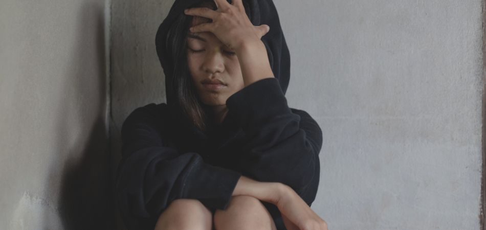 depressed woman suffring amphetamine