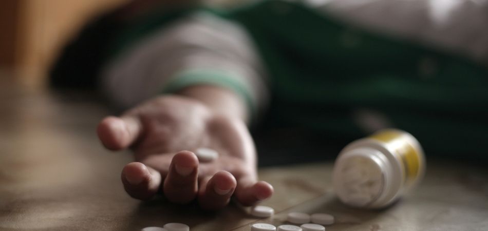 young woman suffring Zopiclone addiction