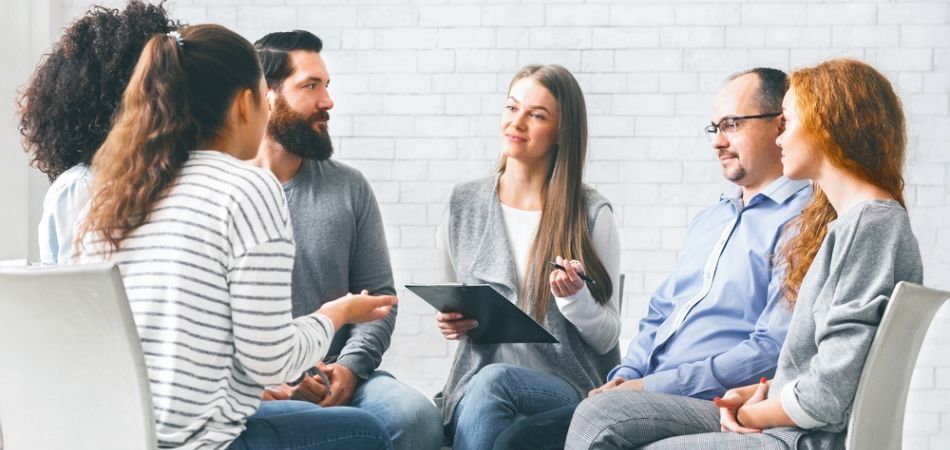 DA rehab meeting for addiction