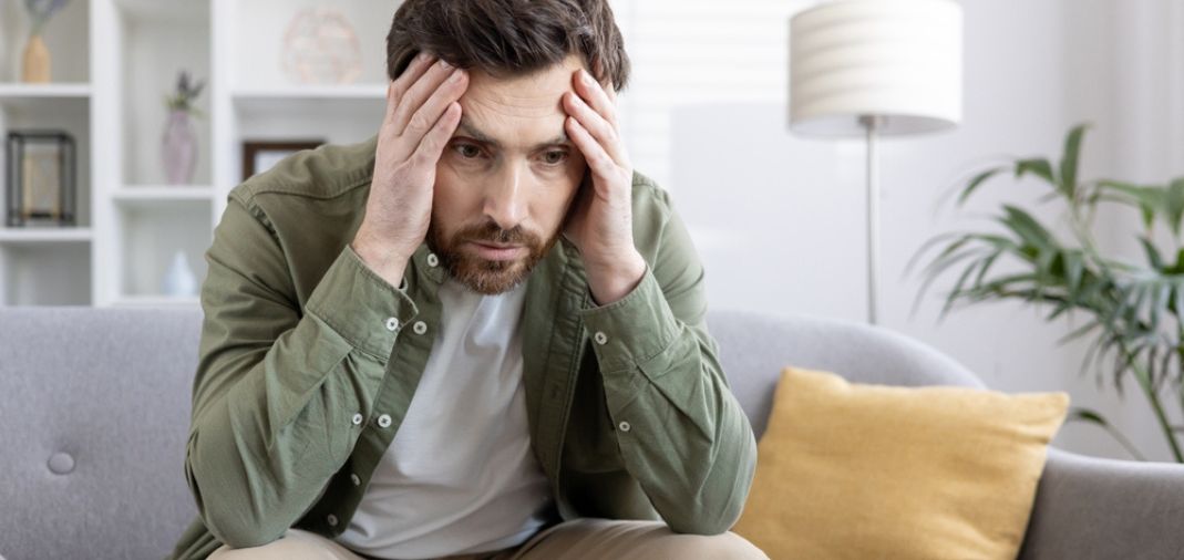 stressed sobar addicted man