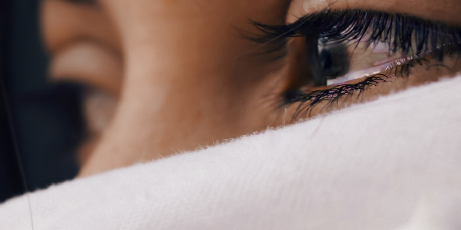 heroin-detox-watery-eyes