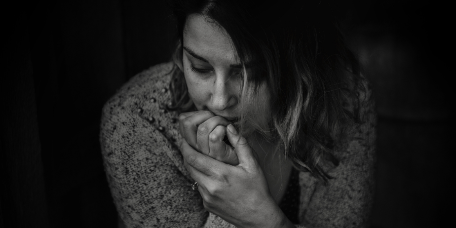 morphine-rehab-depressed-woman