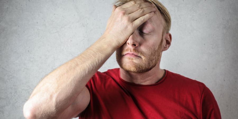 sleeping-pill-detox-man-with-headache