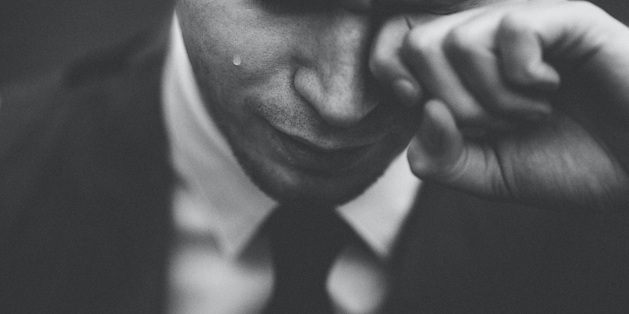 librium-detox-depressed-man