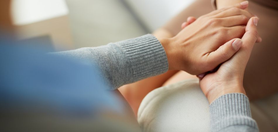 cross-hand-support-therapy