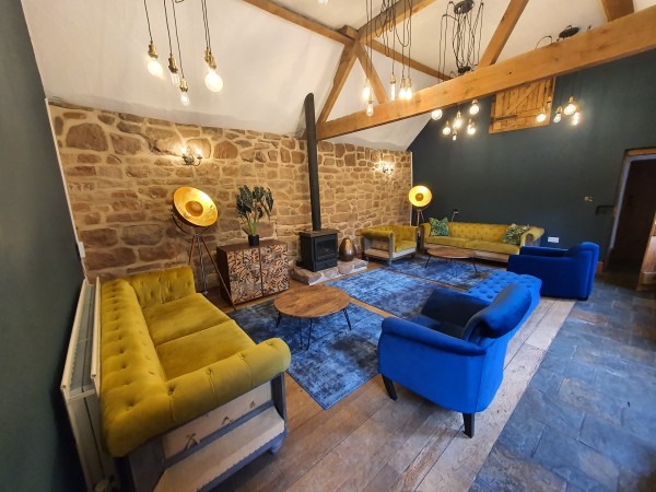 Bayberry lounge 2